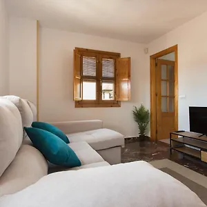 https://apartamento-calle-varela-centro.es-andalucia.com